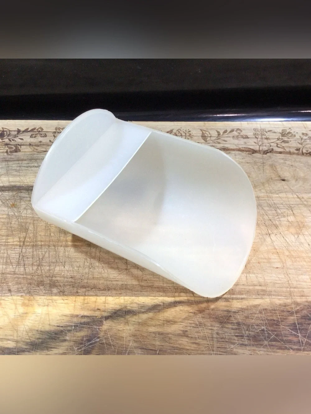 Vintage Tupperware 292 Rocker Scoop 1/2 Cup USA Kitchen Measuring Scoop.
